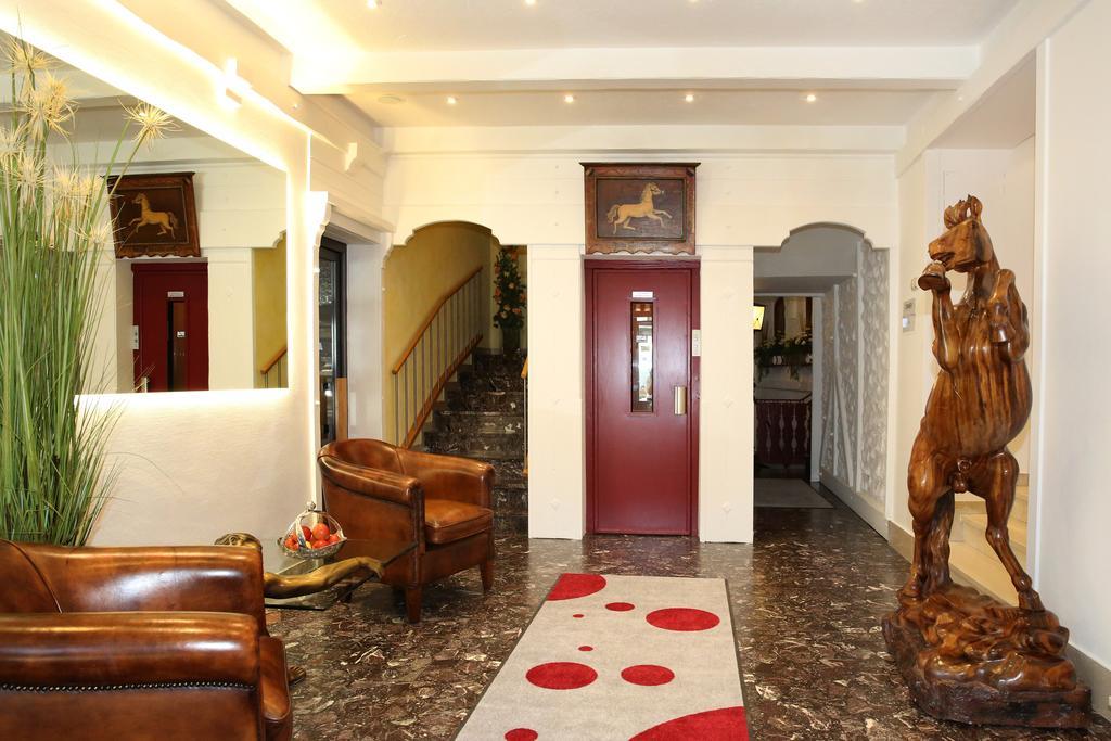 Hotel Zum Weissen Roessel Walldorf  Buitenkant foto